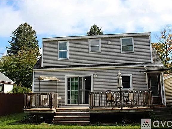 2nd image of 6 Crandall St