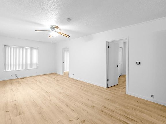 4th image of 12836 160th Ave SE