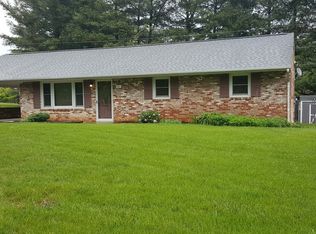 21 Eavers Cir, Stuarts Draft, VA 24477