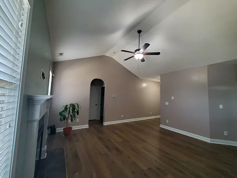 2244 Lakedale Dr — Photo 27