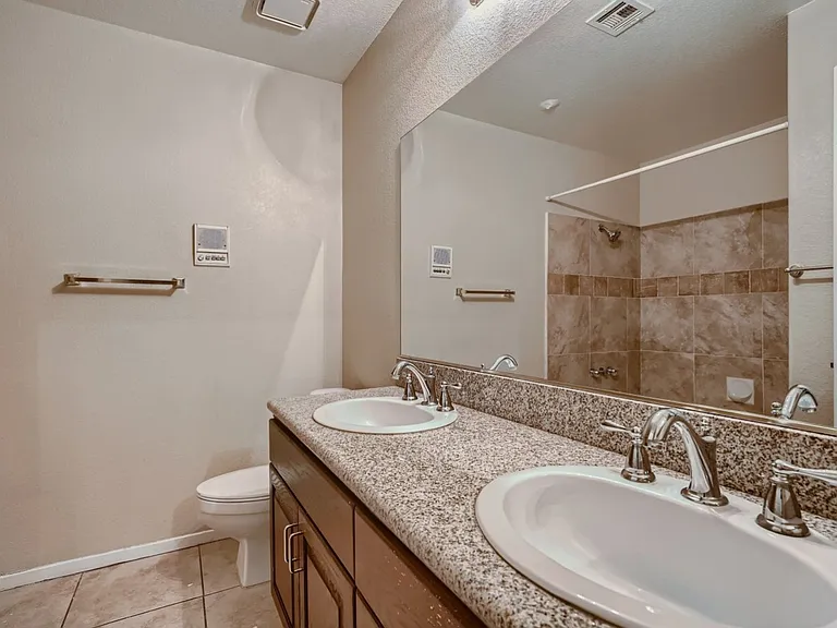 2224 Bear Valley St — Photo 14
