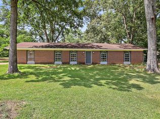100 Trailwood Dr, Clinton, MS 39056