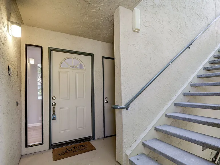 432 Portofino Dr #403 — Photo 3