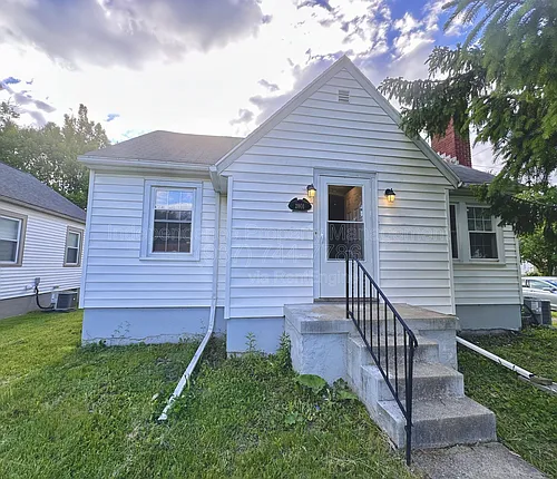 2801 Kenmore Ave Photo 1