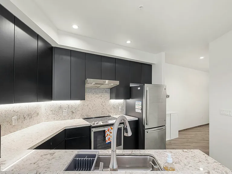3535 Wawona St #311 — Photo 14