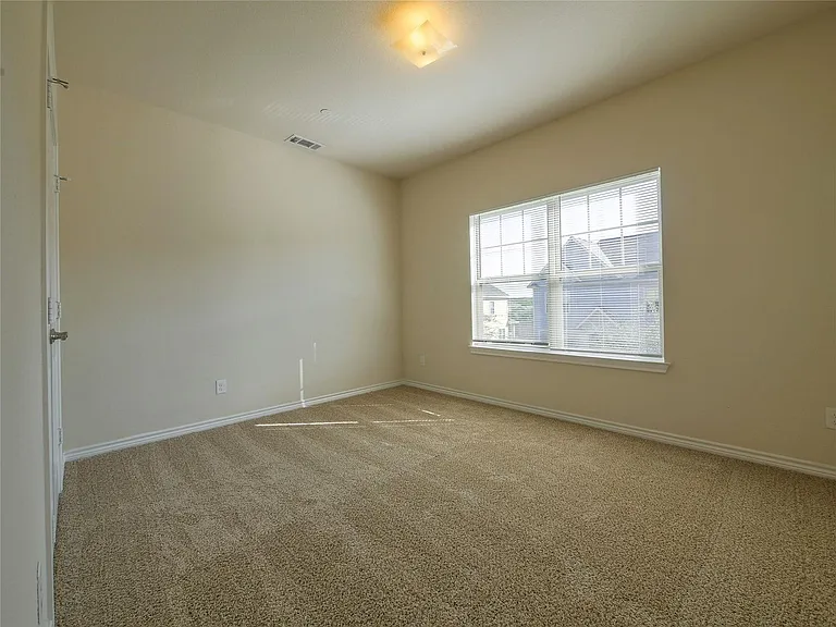 5409 Dolores Pl — Photo 19