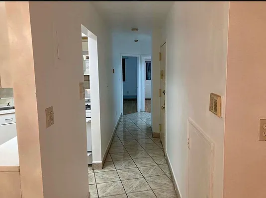 Rented by 18 REALTY | media 8