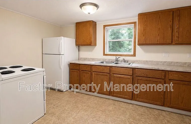 103 Locust St #1 — Photo 4