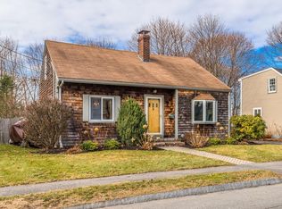 12 Leggs Hill Rd, Marblehead, MA 01945