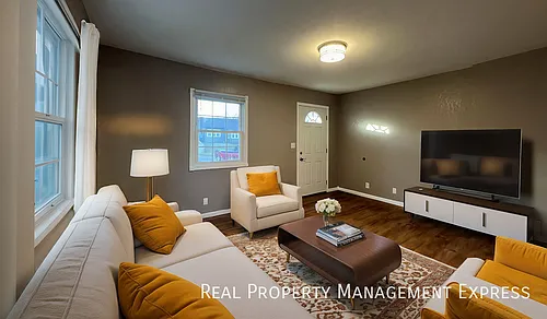 808 S Glendale Ave Photo 1