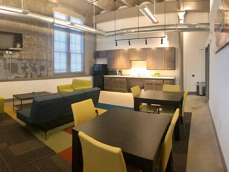 2219 Lofts — Photo 7