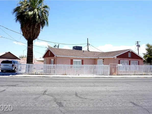 1812 Roosevelt St, North Las Vegas, NV 89030