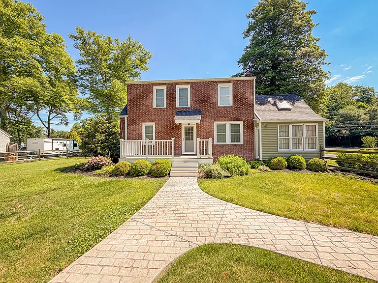 1237 Pine Grove Rd — Photo 33