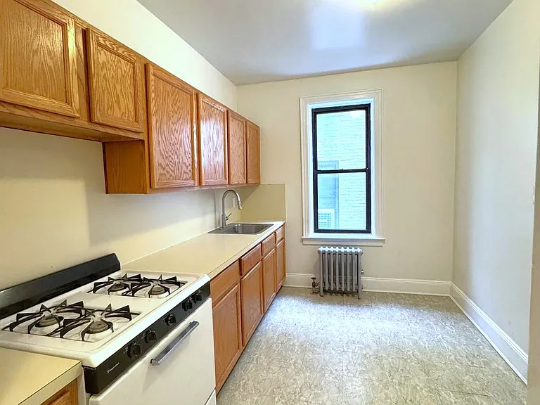 2203 Harman St #B2 — Photo 13