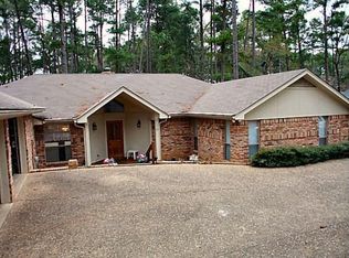 195 Raton Pass, Holly Lake Ranch, TX 75765