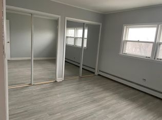 103 E Eleanor St #3C, Thornton, IL 60476