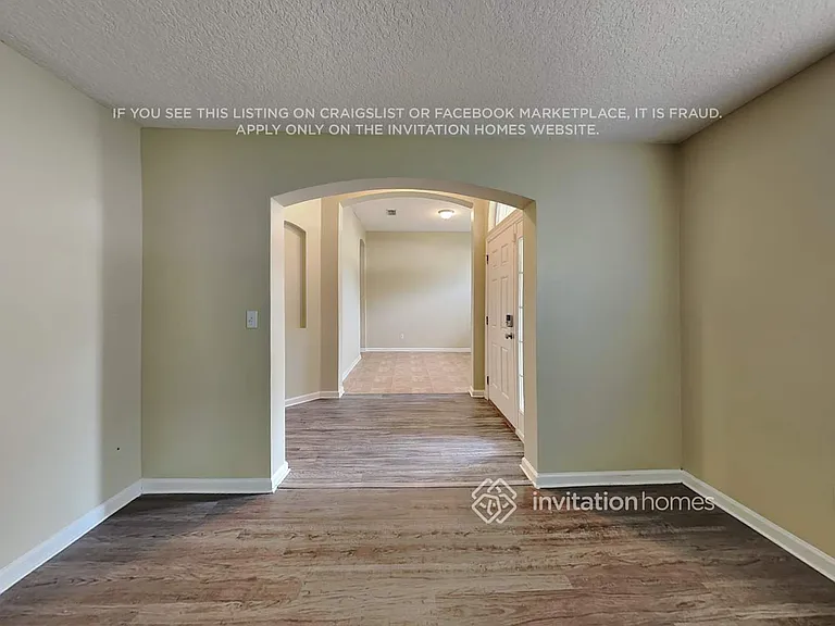13948 Bradley Cove Rd — Photo 3