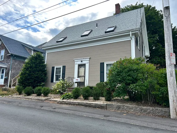 68 Perkins St, Gloucester, MA 01930