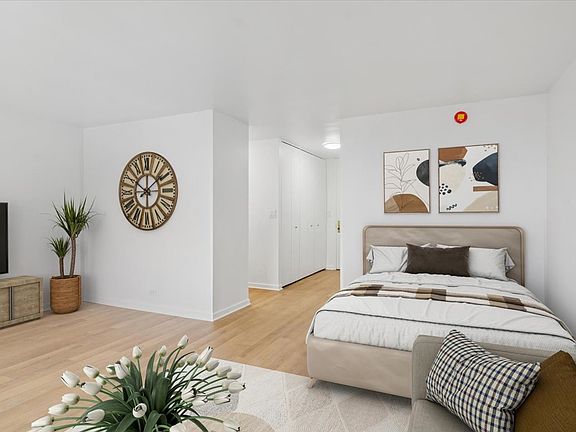 4th image of 655 W Irving Park Rd APT 1211