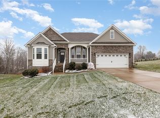 202 Tillingham Trce, Stokesdale, NC 27357