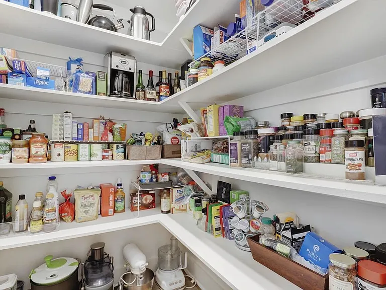 6209 Morning Glory Dr — Photo 24