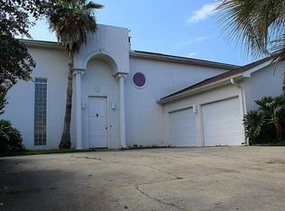 305 Red Oak Circle, Lafayette, LA 70506