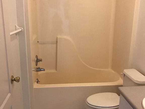 5th image of 3232 Courtney Dr