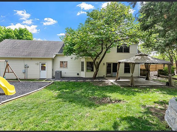 3rd image of 3401 Derby Ridge Dr