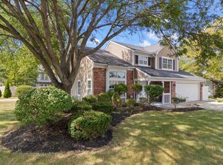 11017 Lake Run Dr, Fishers, IN 46038