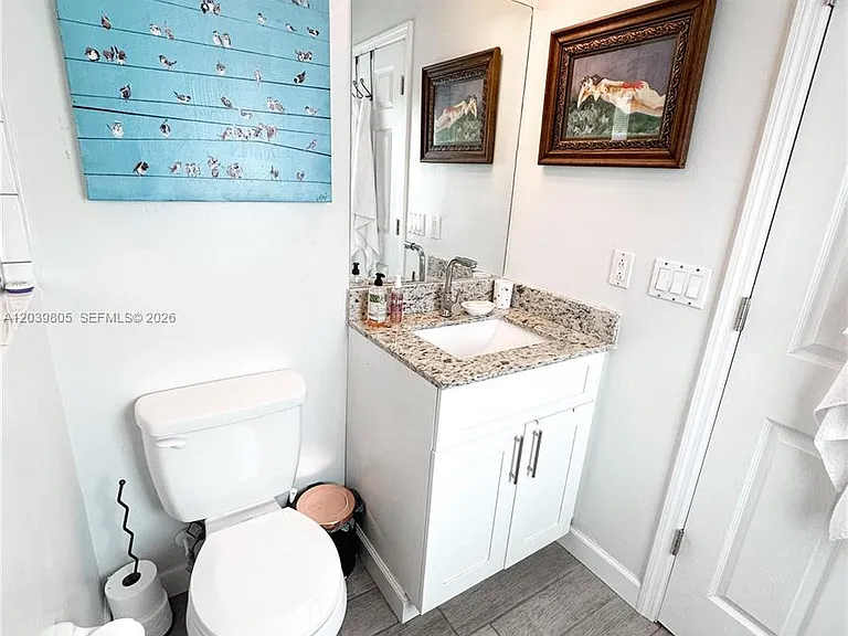 2105 NE 38th Rd — Photo 24