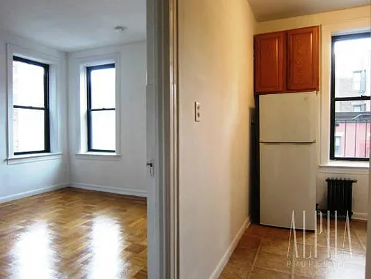 Rented by Alpha Properties NYC I LLC | media 21