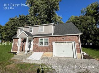 107 Crest Rd, Lititz, PA 17543