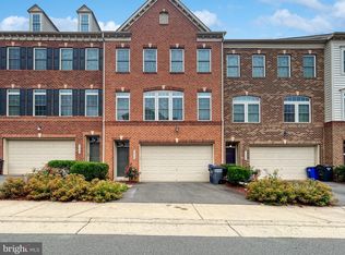 42623 Harlow Meadows Ter, Sterling, VA 20166