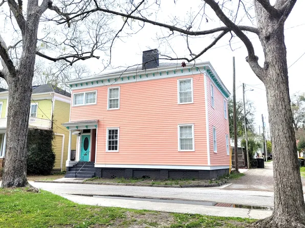 1215 Java Pl, Savannah, GA 31401