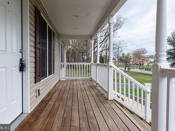 Plenty of Room for Chairs!