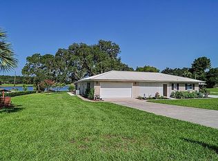 40449 Long Island Dr, Umatilla, FL 32784