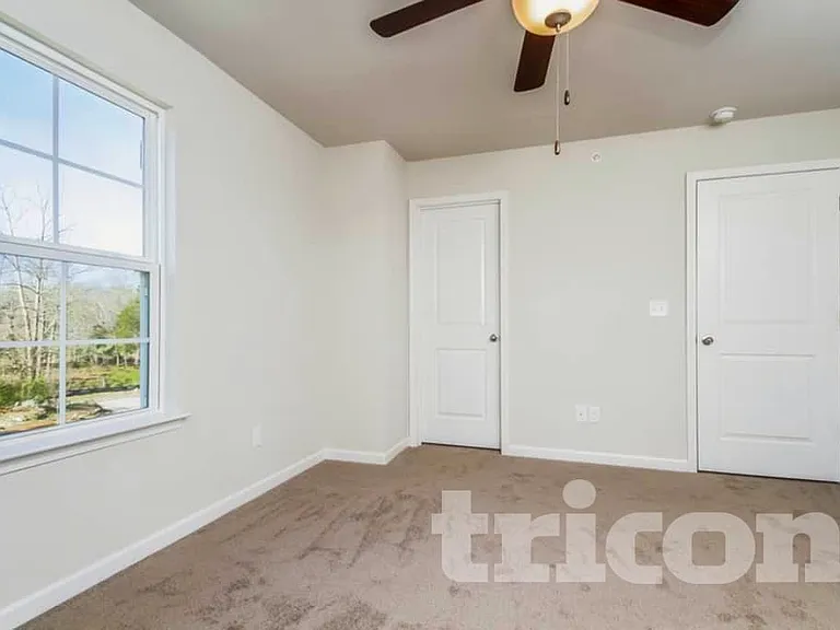 512 Hickory Leaf Ct — Photo 8