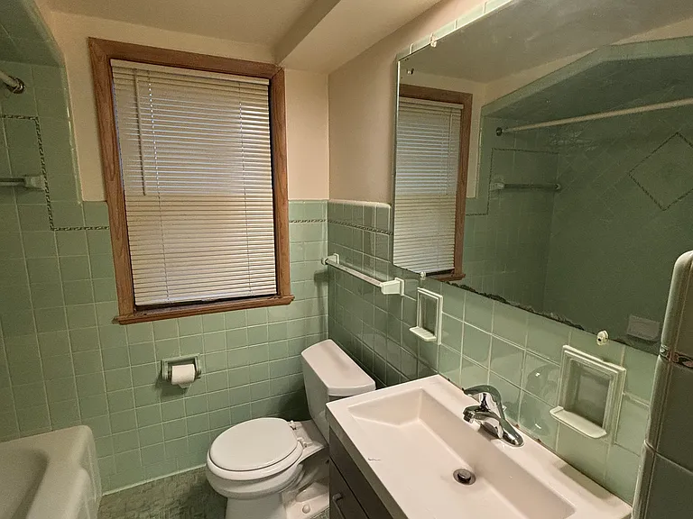 8708 W Burleigh St #4 — Photo 7