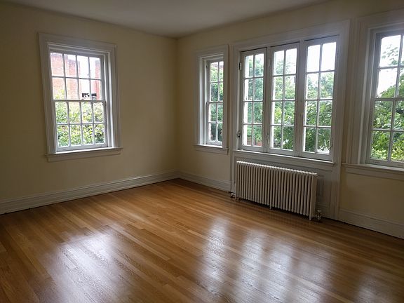 5th image of 1535 West Ave APT 10