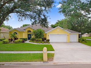 2306 Delamere Ct, Valrico, FL 33596