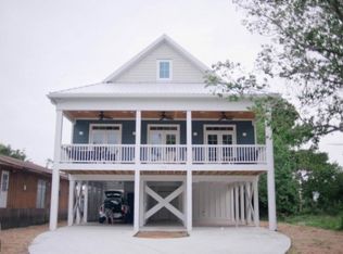 703 Texas Ave, Carolina Beach, NC 28428