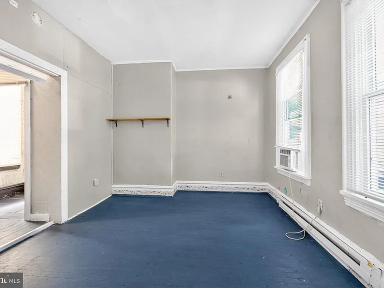 40 S Governors Ave #2 — Photo 4