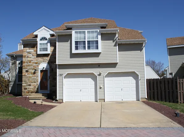 137 Kentucky Way, Freehold, NJ 07728