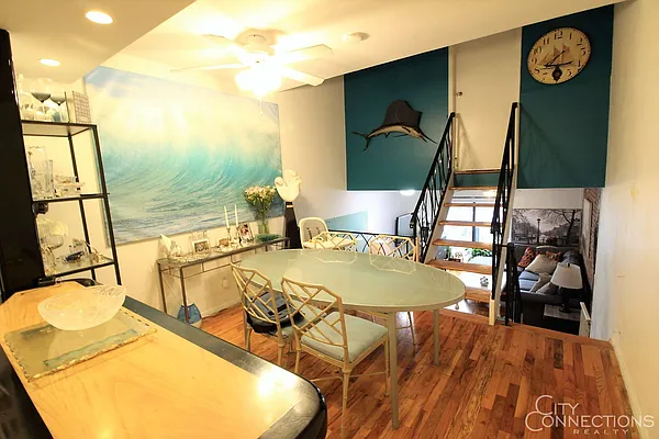 Rented by City Connections Realty | media 11