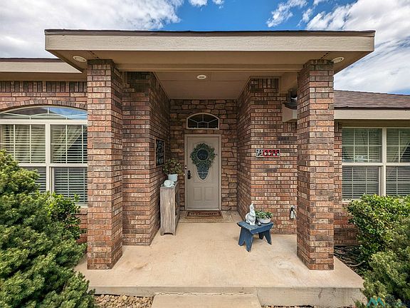 2nd image of 2233 Jadyn Ln