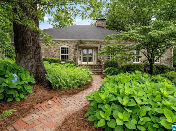 3664 Rockhill Rd, Birmingham, AL 35223