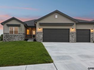 6307 S 208th Ave, Elkhorn, NE 68022