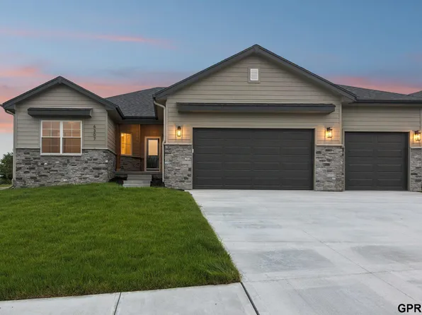 6307 S 208th Ave, Elkhorn, NE 68022