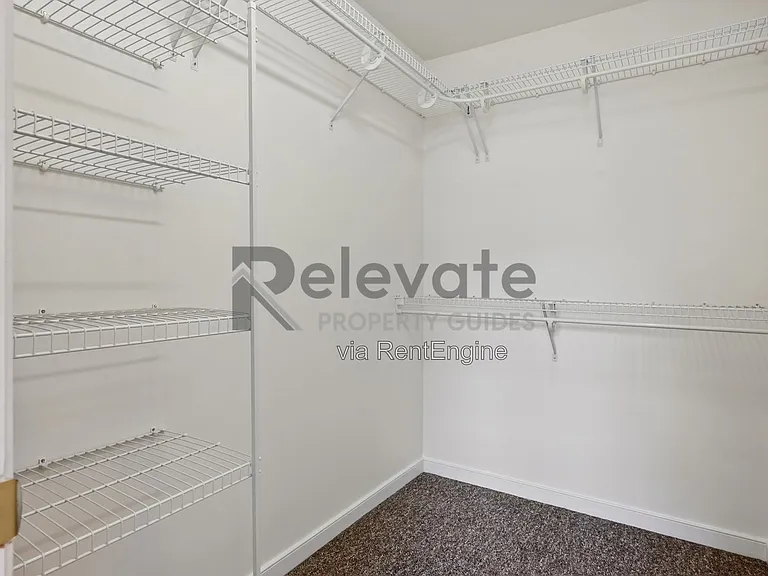 4321 Meredith Creek Dr — Photo 29