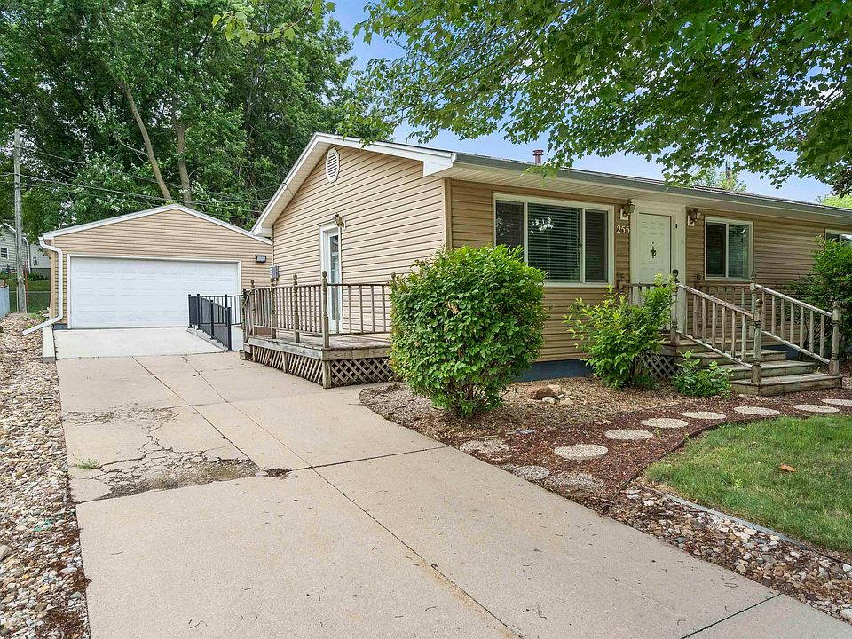 255 Desoto Ave, Waterloo, IA 50701 Zillow